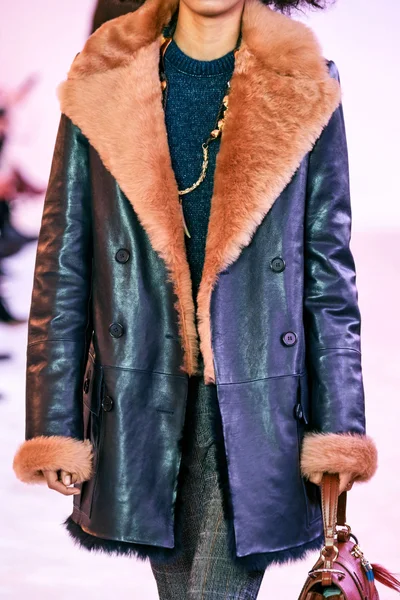 Look 45